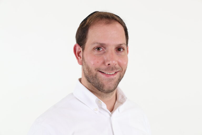 דוד יערי מתרגל התנהגותי, ERP